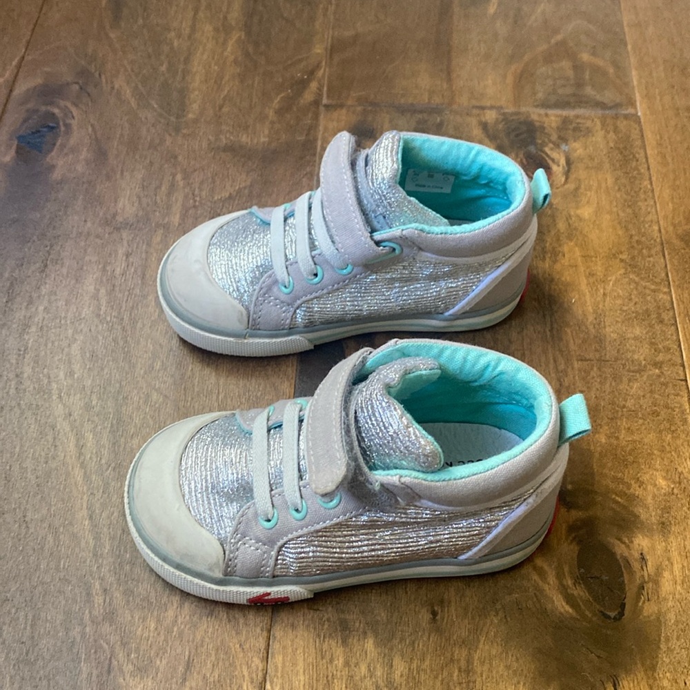 Toddler size 7 silver See Kai Run shoes